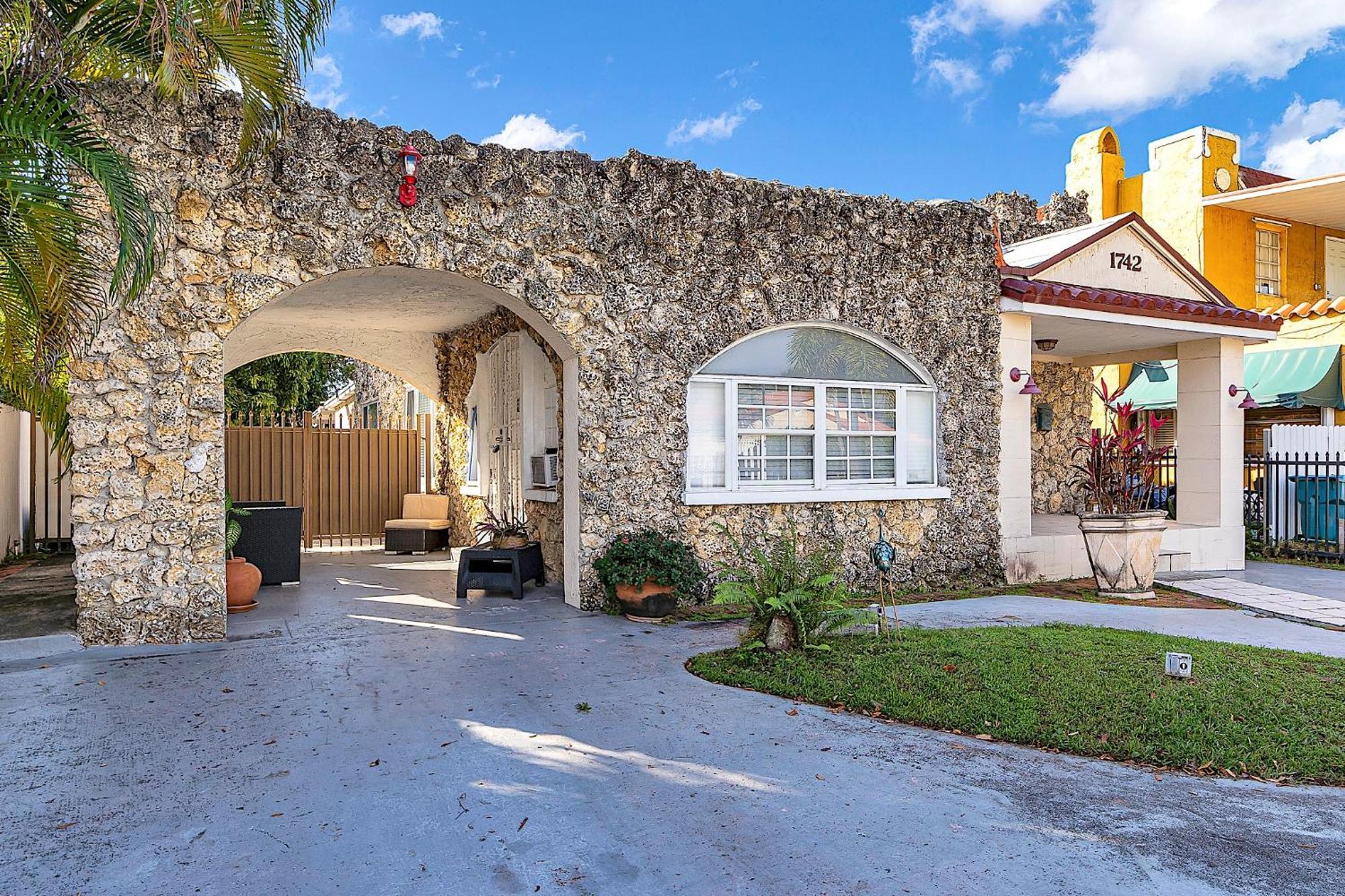 Coral Suite Close To Little Havana マイアミ エクステリア 写真