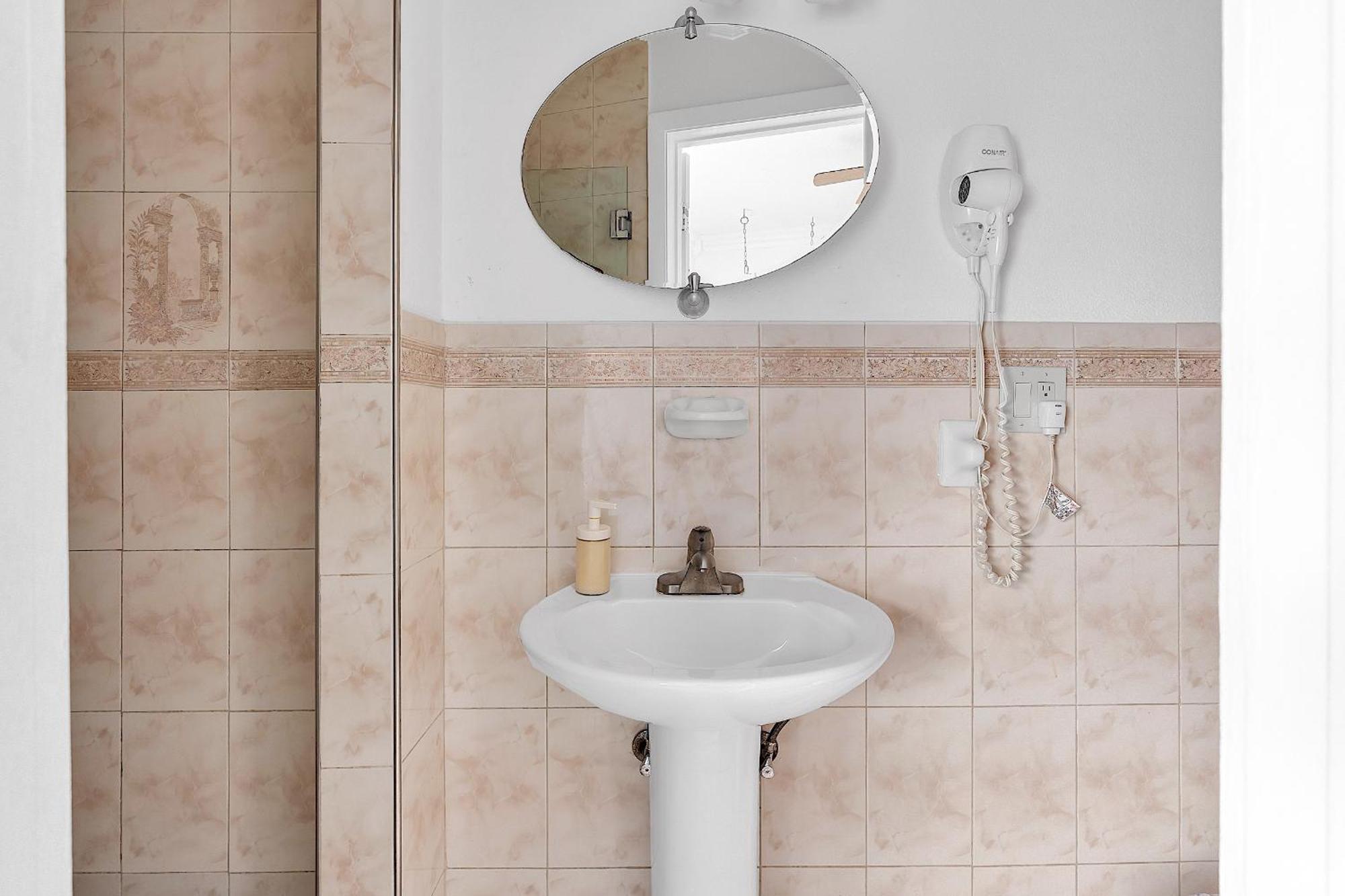 Coral Suite Close To Little Havana マイアミ エクステリア 写真